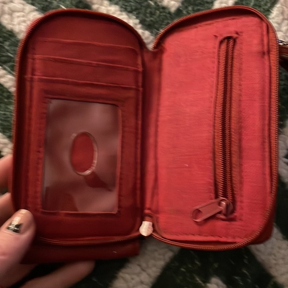 Red leather wallet and phone case in great condition - Picture 2 of 3